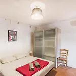 Tilou Location - Giens - Proche Des Plages Et Du Villages Daire *