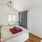 Apartment Tilou Location - Giens - Proche Des Plages Et Du Villages *