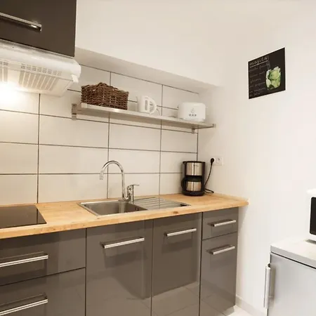 Tilou Location - Giens - Proche Des Plages Et Du Villages