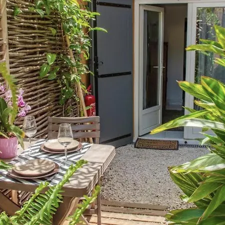 Lägenhet Tilou Location - Giens - Proche Des Plages Et Du Villages *