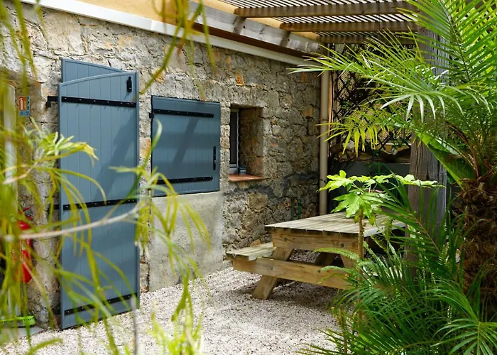 Tilou Location - Giens - Proche Des Plages Et Du Villages Hyères