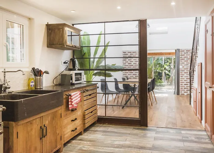 Tilou Location - Giens - Proche Des Plages Et Du Villages