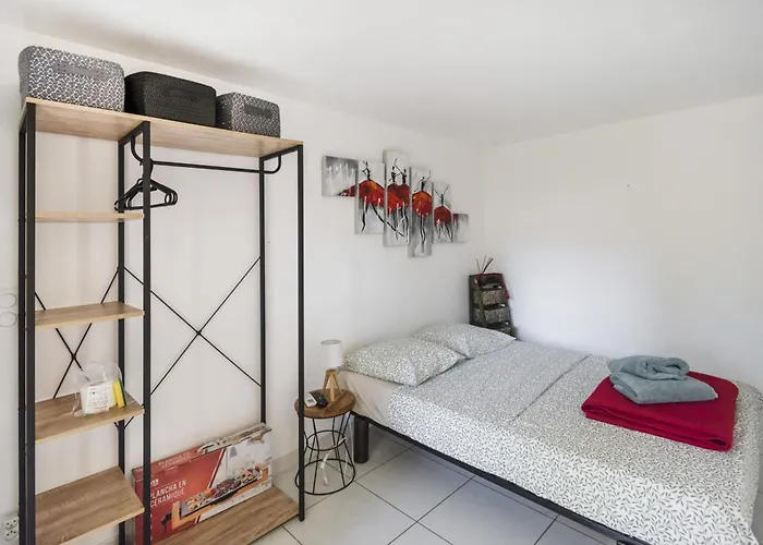 Tilou Location - Giens - Proche Des Plages Et Du Villages Lejlighed *